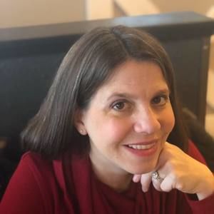 Meet your Posher, Julie